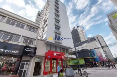 Amplo apartamento com 4 quartos (1 suíte) à venda no bairro centro em itajaí