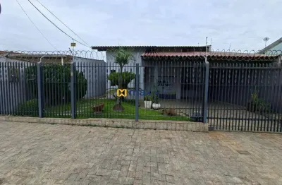 Casa comercial com 3 amplas salas e mais 7 cômodos. bairro são vicente, itajaí