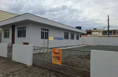 Excelente casa comercial/residencial para locação! bairro: são joão, itajaí