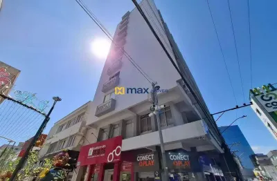 Apartamento com 4 quartos para alugar no Centro, Itajaí 