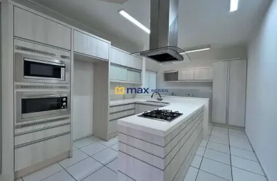 Locação: apartamento três dormitórios. bairro: centro (navegantes)