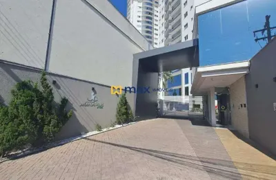 Apartamento com 3 dormitórios (1 Suíte). Bairro Centro (Itajaí).