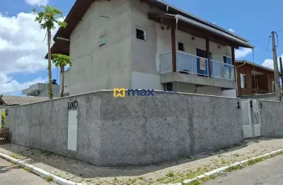 Casa residencial (1º andar) com 1 suíte + 1 dormitório. Bairro: Cidade Nova