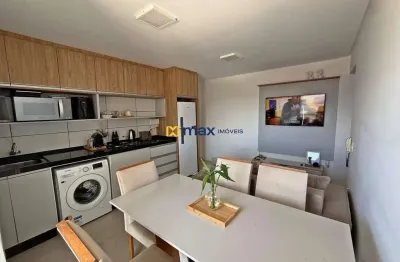 Apartamento semi mobiliado em Balneário Camboriú, 2 quartos, 1 suíte, 1km da praia
