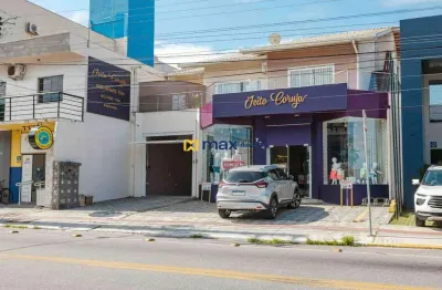 Venda: Casa Mobiliada com 3 dormitórios + Sala comercial, 445m², Centro de Navegantes
