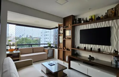 Lindo apartamento 3/4, sendo 2 suítes, localizado no costa azul em salvador-ba