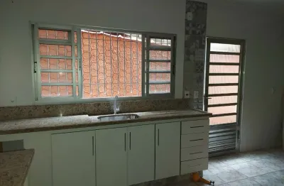 Casa com 2 quartos à venda na vila virgínia, itaquaquecetuba  por r$ 480.000