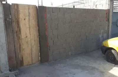 Terreno à venda no jardim moraes, itaquaquecetuba  por r$ 132.000