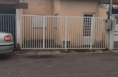 Casa à venda na vila ursulina, itaquaquecetuba  por r$ 250.000