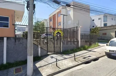 Apartamento com 2 quartos à venda na Cidade Kemel, Itaquaquecetuba  por R$ 265.000