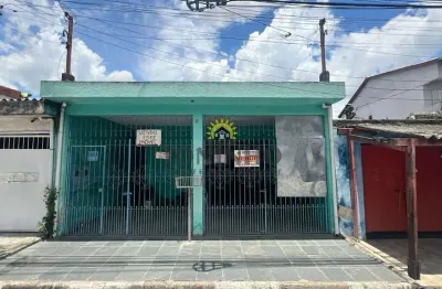 Casa com 4 quartos à venda no Jardim Adriane, Itaquaquecetuba  por R$ 450.000