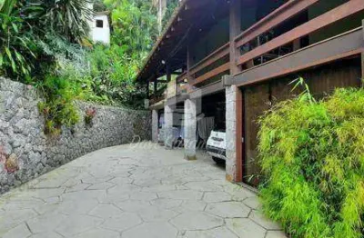 Venda - casa com 4 dormitórios. itaipu - niterói/rj