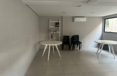 Apartamento com 2 quartos para alugar na Avenida Dom Antônio Brandão, 239, Farol, Maceió