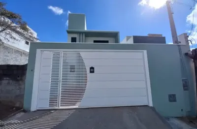Casa com 3 quartos à venda na Rua Cinco, 180, Jardins do Paraíso, Mogi das Cruzes
