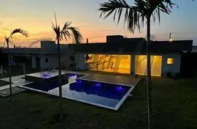 Casa em condomínio fechado com 3 quartos à venda na coimbra, 100, vale das laranjeiras, indaiatuba, 290 m2 por r$ 2.560.000