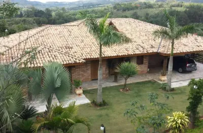Fazenda à venda na adolpho pecorari, 1200, mombuca, itatiba, 600 m2 por r$ 2.350.000