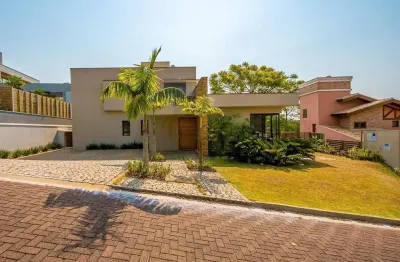 Casa em condomínio fechado com 3 quartos à venda na avenida dona maria franco salgado, 50, jardim botânico (sousas), campinas, 380 m2 por r$ 2.800.000