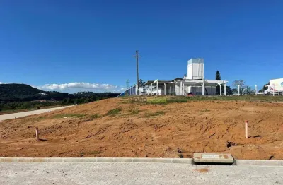 Terreno à venda na Avenida Lisboa, Forquilhas, São José