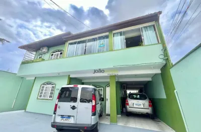 Terreno com 3 casas amplas à venda, 272 m² - jardim das palmeiras - palhoça/sc