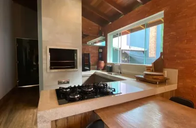 Casa em condomínio fechado com 3 quartos à venda na Avenida Comendador Alexandrino Garcia, 4000, Minas Gerais, Uberlândia