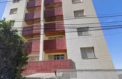 Região Central de Uberlândia - Apartamento procura novo dono.