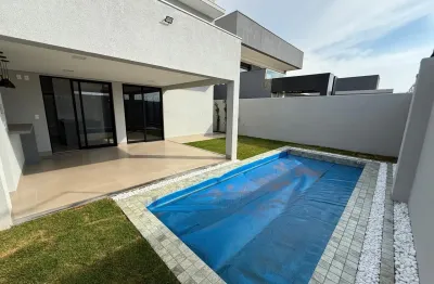 Casa em condomínio fechado com 3 quartos à venda na Avenida Argemiro Evangelista Ferreira, 6000, Shopping Park, Uberlândia