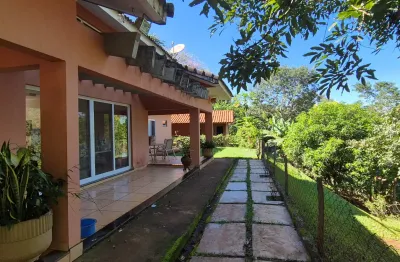 Chácara dentro da cidada as margens do rio procura novo dono.