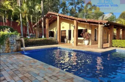 Luxuosa casa de campo em condomínio exclusivo: segurança e conforto a 25 minutos de são paulo!