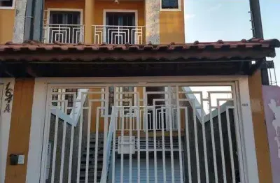 Casa padrão com 3 dormitórios em itaquera - 4 pavimentos