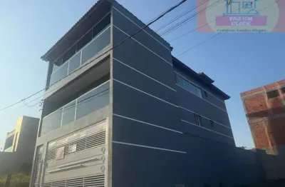 Sobrado reformado moderno de 3 andares ? espaço, conforto e ótima localização!
