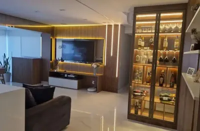 Apartamento novo e mobiliado no tatuapé ? 98m² com 2 suítes e sala ampliada!