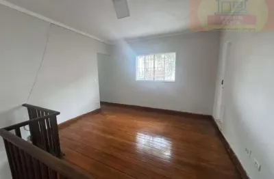 Casa com renda na penha: 2 dorms, varanda e salão alugado ? oportunidade única!