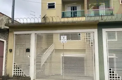 Sobrado tatuapé 3 dorms sendo 1suíte com closet e banheira, 5 vagas, rua tranquila!