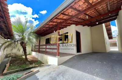 Casa com 3 quartos à venda no Jardim das Acácias, Poços de Caldas 