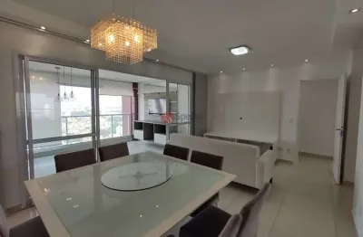 Apartamento no tatuapé com 137 metros, varanda gourmet, 3 suítes e 3 vagas.