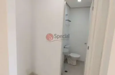 Sala comercial no tatuapé 37 metros, 2 vagas, ótima localização.