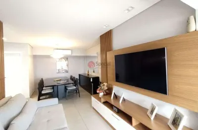 Apartamento no tatuapé com 106 metros, decorado e mobiliado, porteira fechada.