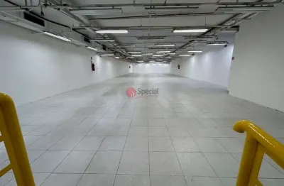 Prédio no tatuapé, 10,00 x 59,60 metros,com 5 salas, próximo do metrô tatuapé.