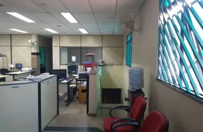Prédio para alugar na Rua Madre de Deus, 628, Mooca, São Paulo