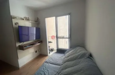 Apartamento no tatuapé de 2 quartos e 1 vaga de garagem.