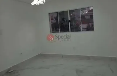 Sobrado a venda com 3 quartos próximo a praça silvio romero