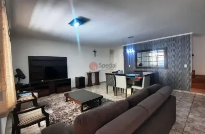 Sobrado a venda, com 3 quartos próximo metrô alto ipiranga.