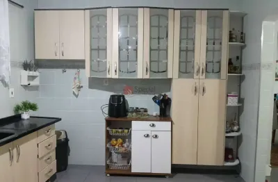 Sobrado com 2 moradias para compra na vila formosa.
