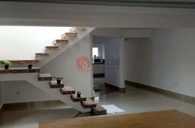 Casa com 3 quartos à venda na Rua Balisa, 88, Água Rasa, São Paulo
