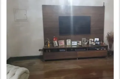 Casa com 6 quartos à venda na Rua João Singilo, 88, Alto do Pari, São Paulo