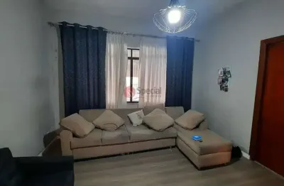 Casa na vila formosa com 2 quartos e 3 vagas de garagem.