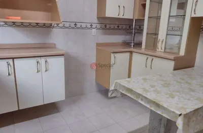 Sobrado na vila ema, com 4 quartos, 2 suítes e 5 vagas