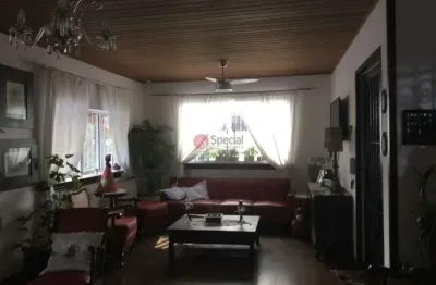 Sobrado na liberdade ao lado dos principais hospitais de são paulo.