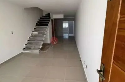 Sobrado residencial à venda no jardim vila formosa com 2 suítes e 2 vagas.
