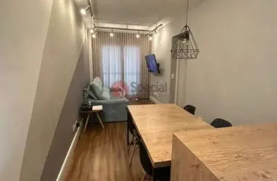 Apartamento semi mobiliado à venda com 2 quartos e 2 vagas no tatuapé próximo ao metrô carrão.